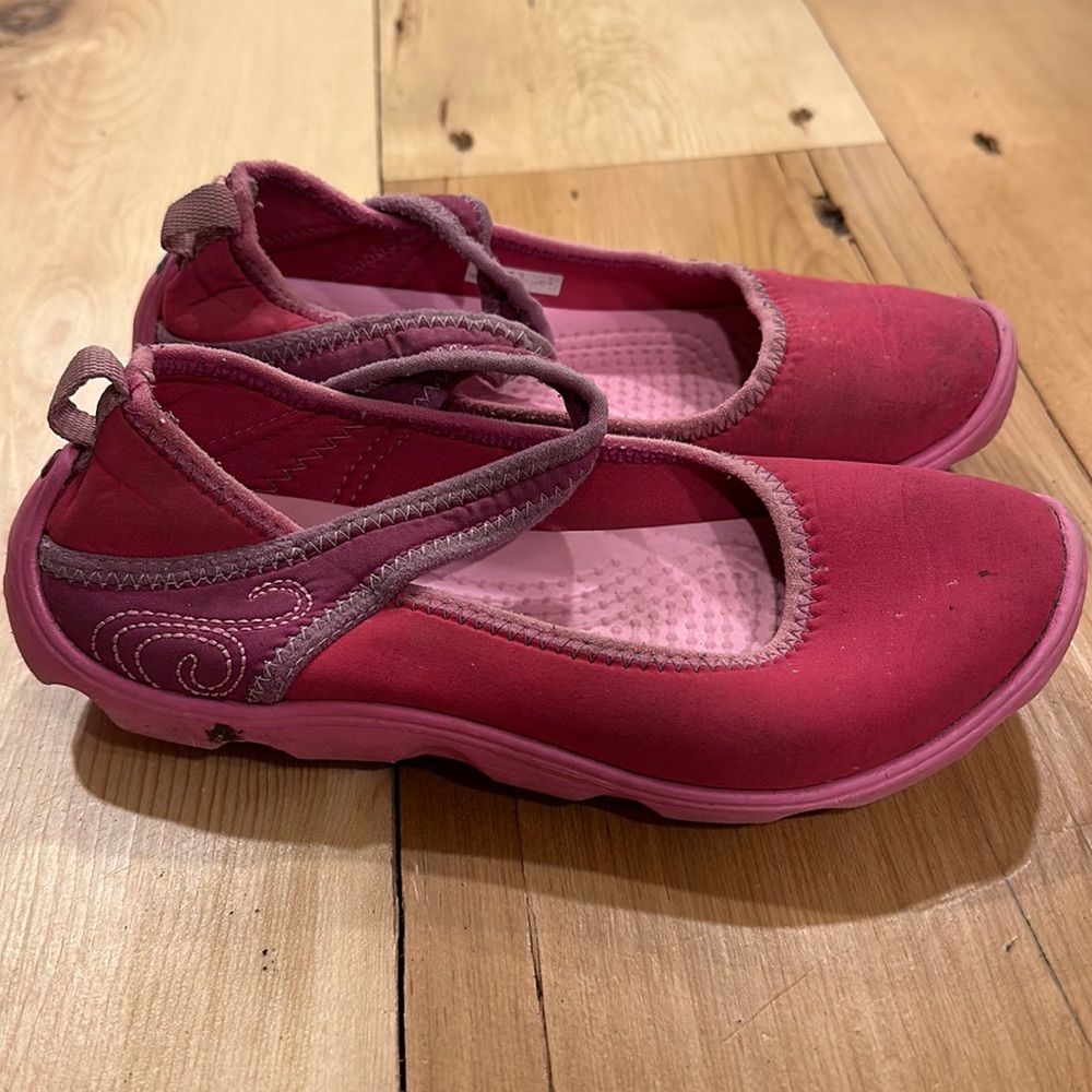 Crocs Neoprene Maryjanes